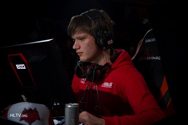 LPL解说分析季后赛形势：IG如今只能等待奇迹了