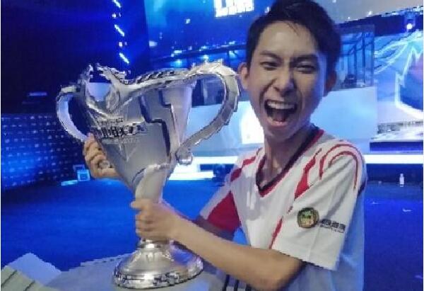 FaZe与s1mple在IEM Dallas 中出局；在对阵 Heroic 的失利后；